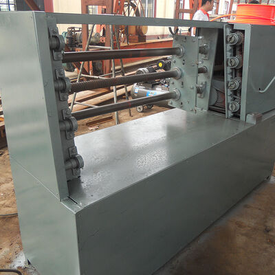 중국 구멍 크기 6 8 8 10 10 12 12 15 PVC 코팅 와이어를 활용하여 내구성이 뛰어난 와이어 메쉬 제조를 제공하는 개비온 제작 기계 협력 업체